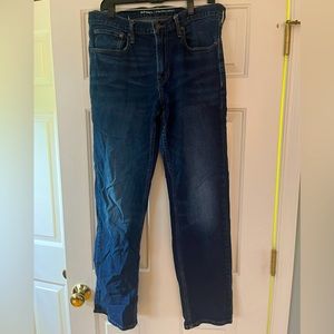 Old navy straight leg 33 x 32